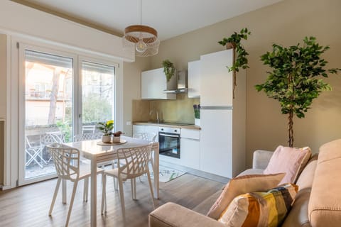 Kitchen or kitchenette, kitchen