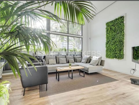 Living room, Garden view