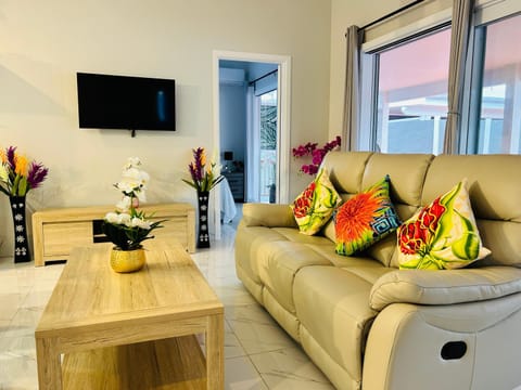 Te-Hirimoana Villa Villa in Takitumu District