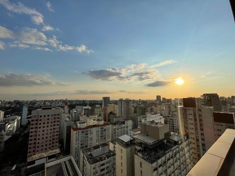 Bird's eye view, City view, Landmark view, Street view