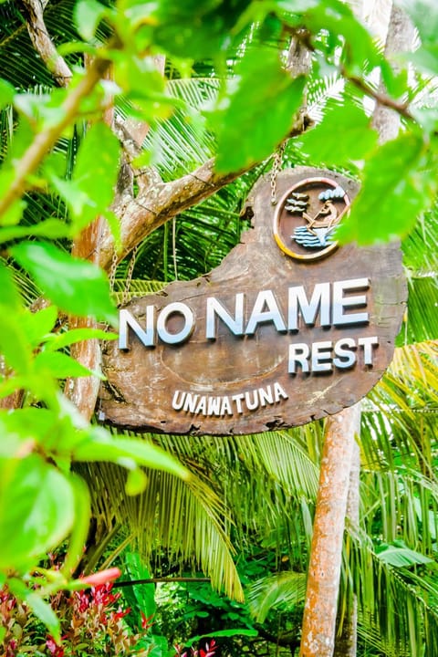 Day, Property logo or sign