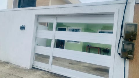 Casa pra temporada 3 quartos 10 km de Cabo frio House in São Pedro da Aldeia