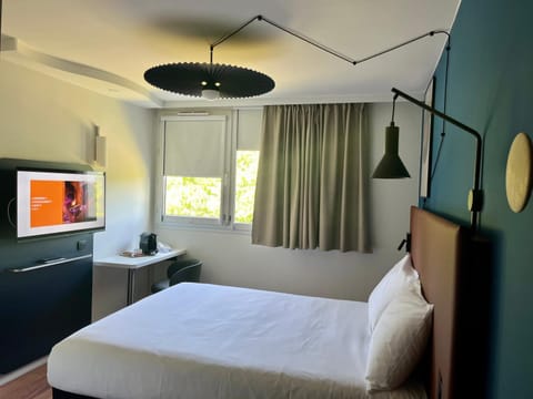 TV and multimedia, Bedroom