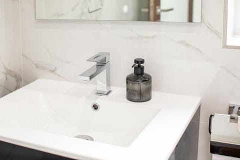 Flat 5 Mellieha Seaview & City view apartment with Terrace, nearby Beaches Apartment in Malta