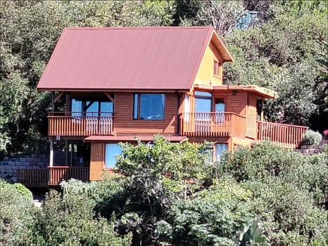 Phoenix 34South House in Knysna