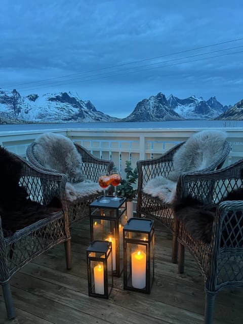 Natural landscape, Balcony/Terrace, Seating area, Mountain view, Sea view