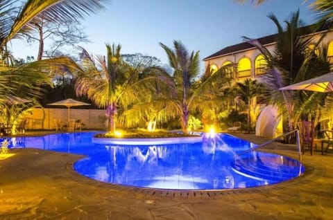 Property building, Swimming pool