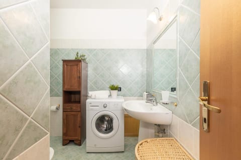 Casa Sa Montera A - appartamento con balcone Apartment in Santa Maria Navarrese