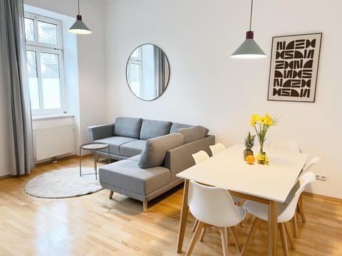 Living room, Seating area, Dining area