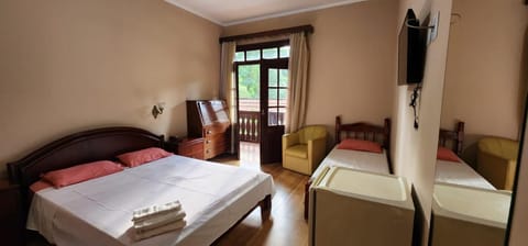 Bed, Photo of the whole room