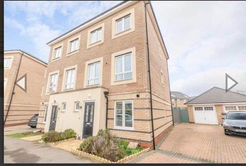 Street view, Parking