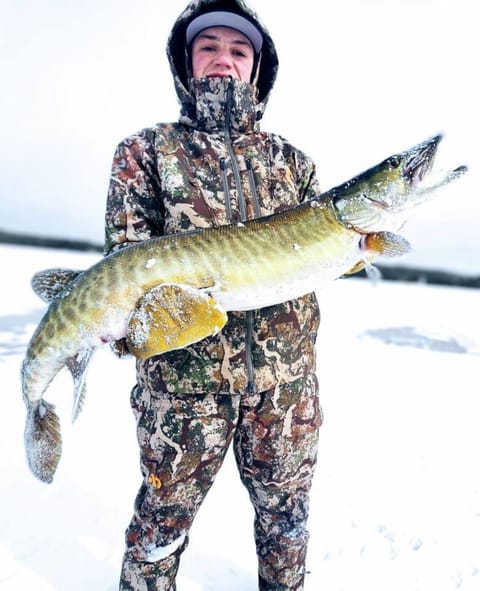 Cozy Hayward Moose Lake Getaway House in Wisconsin