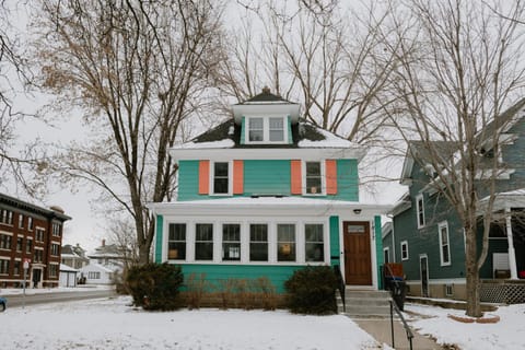 Property building, Winter