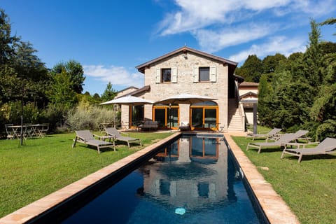 Garden, Swimming pool, sunbed