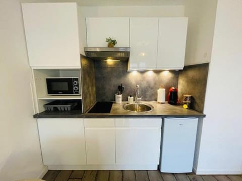 Le Studio de Théa - Private Parking - 2 Guests Apartment in Le Mans