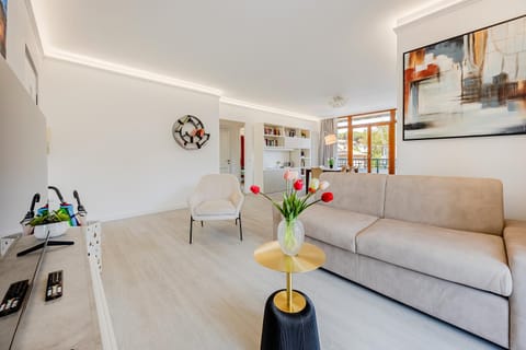 Library, TV and multimedia, Lounge or bar