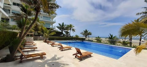 Sea view, Swimming pool