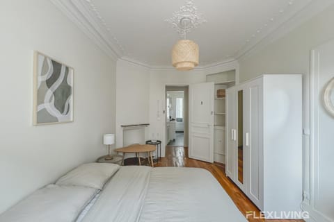 Flexliving - whole house - Gabriel Peri Apartment in Levallois-Perret