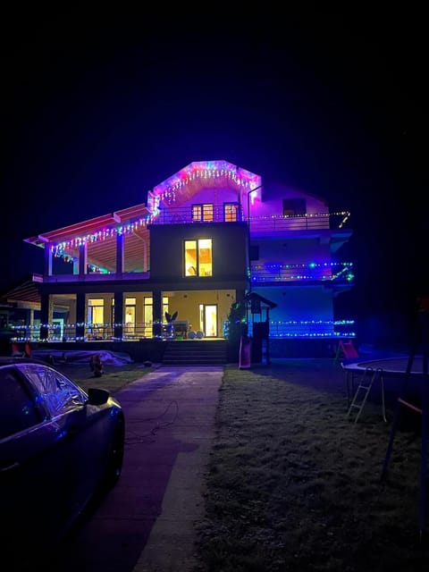 Property building, Night