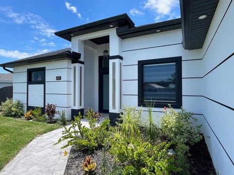 Cape Villa Villa in Cape Coral