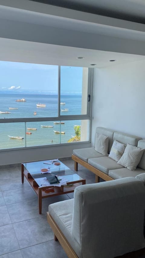 Living room, Sea view