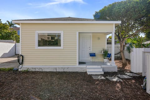 Draper Bungalow By CoastVH - Charming 1940 House in La Jolla