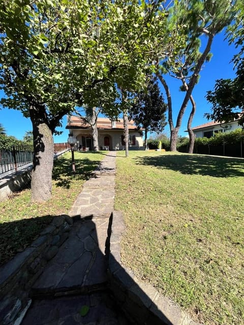 villa Geranio confortevole villa nei pressi di Milano Apartment in Lombardy