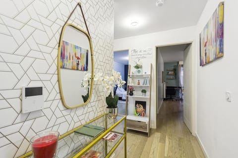 Facade/entrance, Decorative detail, storage