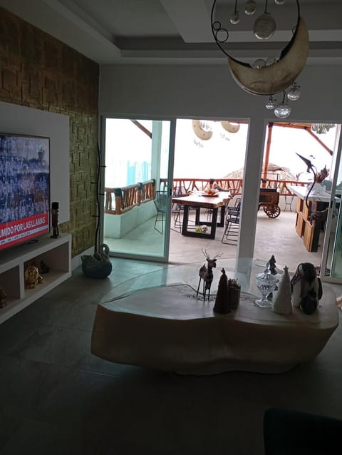 Casa Rubi House in Acapulco