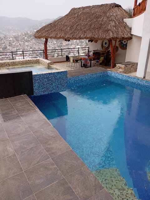 Casa Rubi House in Acapulco