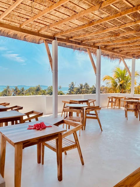 Restaurant/places to eat, Day, View (from property/room), Seating area