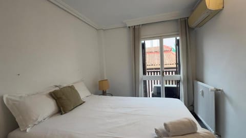 Centrally located and cosy in Madrid - Cava Baja Apartment in Centro