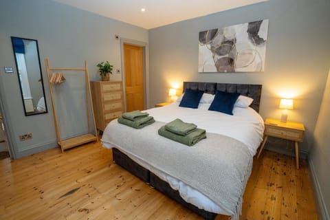 Bed, Photo of the whole room, Bedroom, towels, wardrobe