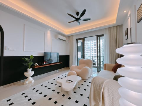 TV and multimedia, Photo of the whole room, Seating area, towels