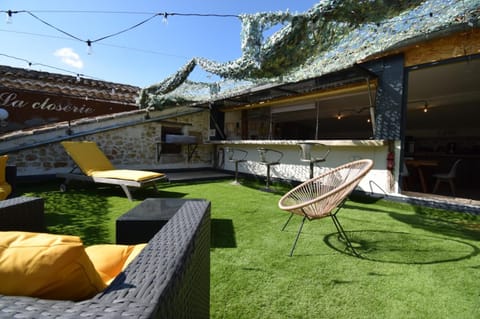 Patio, Balcony/Terrace