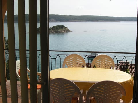 Snjezana 8 Apartment in Supetarska Draga