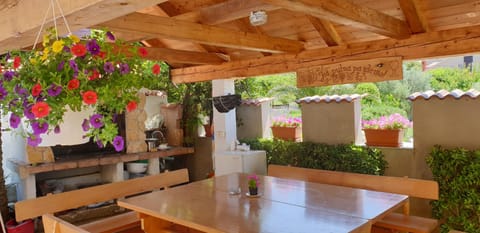 Snjezana 8 Apartment in Supetarska Draga