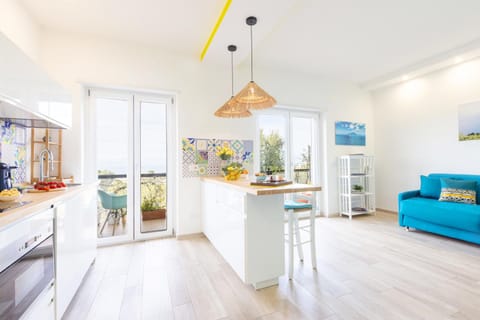 Kitchen or kitchenette, Living room, Dining area, oven, stove