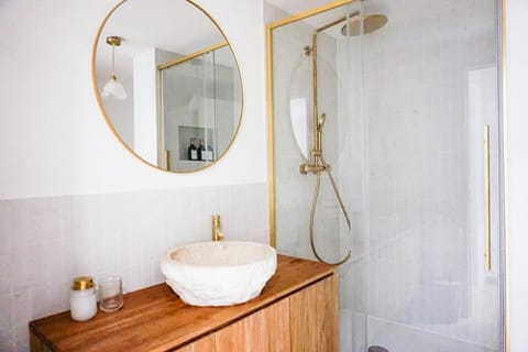 Les Voiles Blanches - Appartement dans un château Apartment in Caen