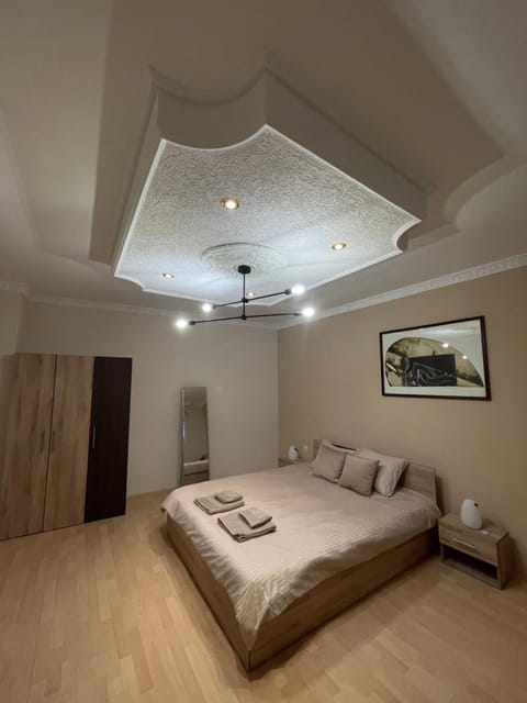 Bed, Photo of the whole room, Bedroom, towels, wardrobe