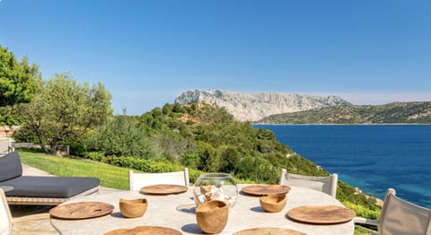 Natural landscape, Garden, Dining area, Sea view