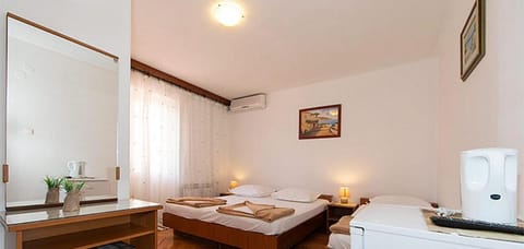 Apartmani Tučepi 1 Apartment in Tučepi