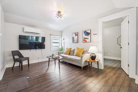 2BR Apt 5 min Rose State Monthly 20 Off #L2 House in Midwest City