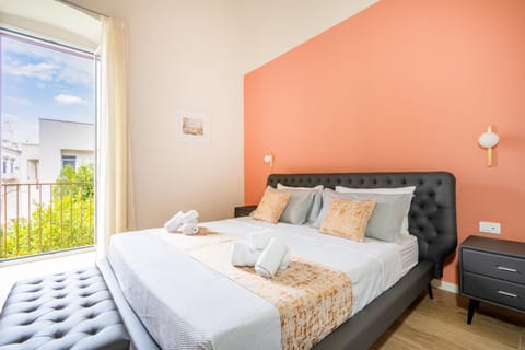 Bed, Balcony/Terrace, Bedroom