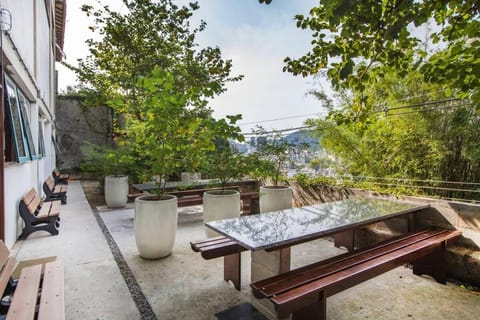 Alojamentos independente novo mundo RJ Vacation rental in Santa Teresa