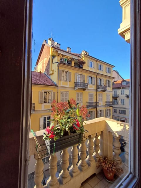 Day, Balcony/Terrace, City view