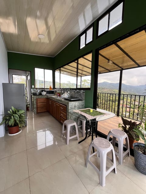 View (from property/room), Kitchen or kitchenette, Dining area