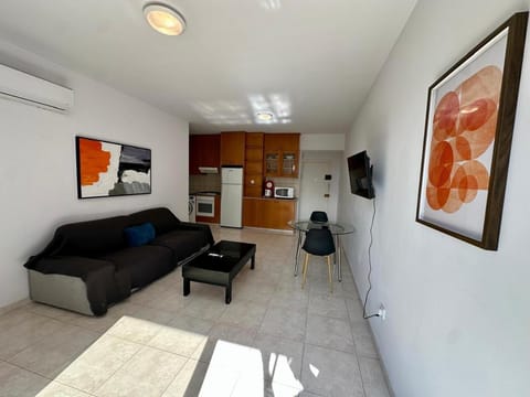 Kitchen or kitchenette, Living room, Seating area