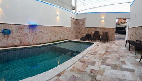 Balcony/Terrace, Swimming pool