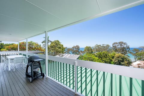 Patio, Natural landscape, View (from property/room), Balcony/Terrace, Sea view